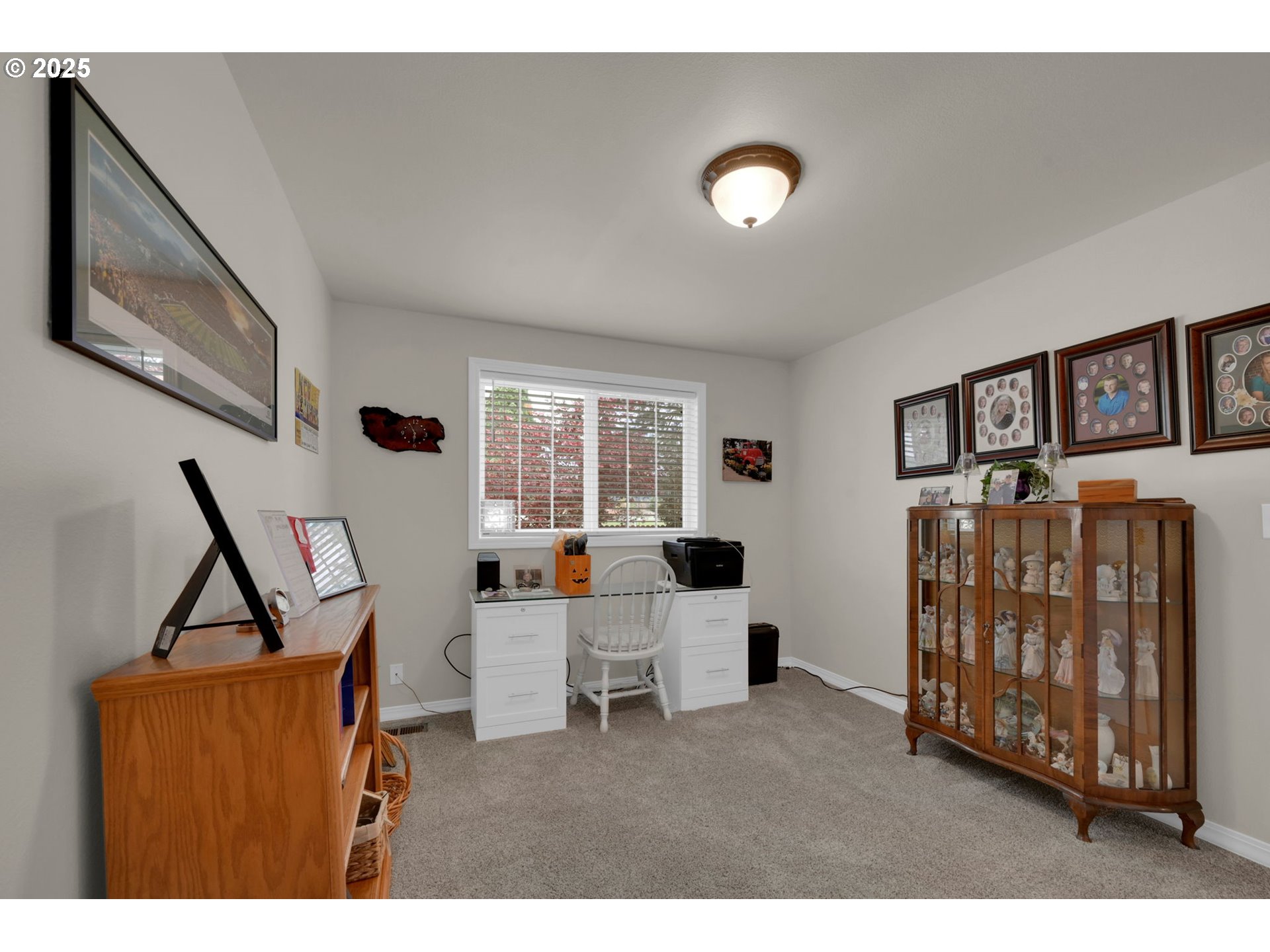 2458 Otto Street Springfield, OR 97477 - Photo 22 of 37 a view of a livingroom with furniture and windows