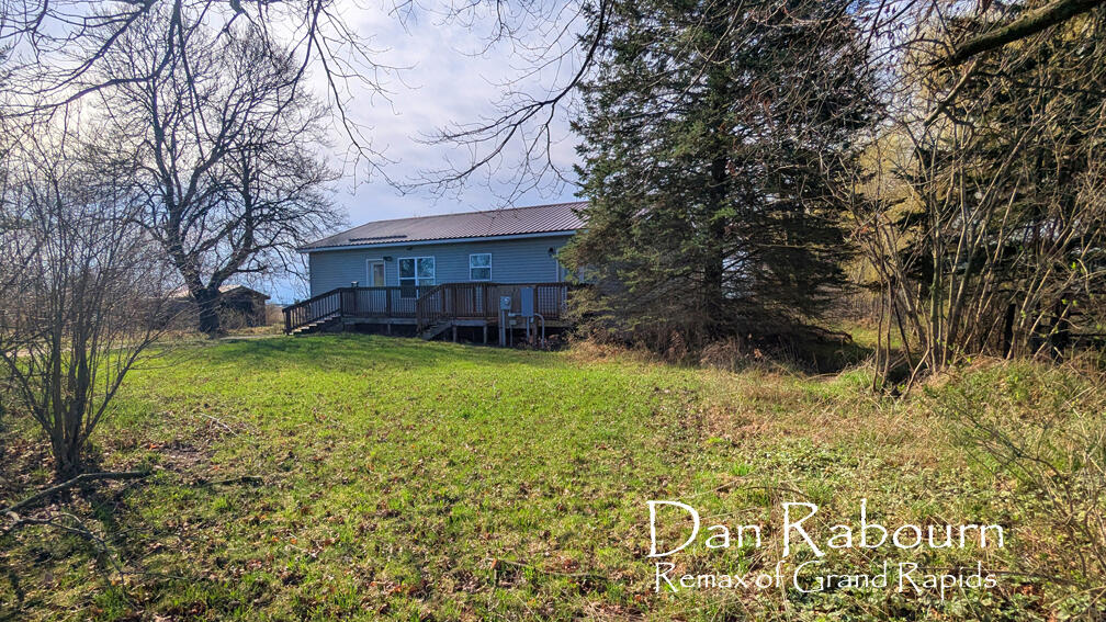 1185 11 Mile Road Remus, MI 49340 - Photo 5 of 31 PXL_20260414_141018835 copy