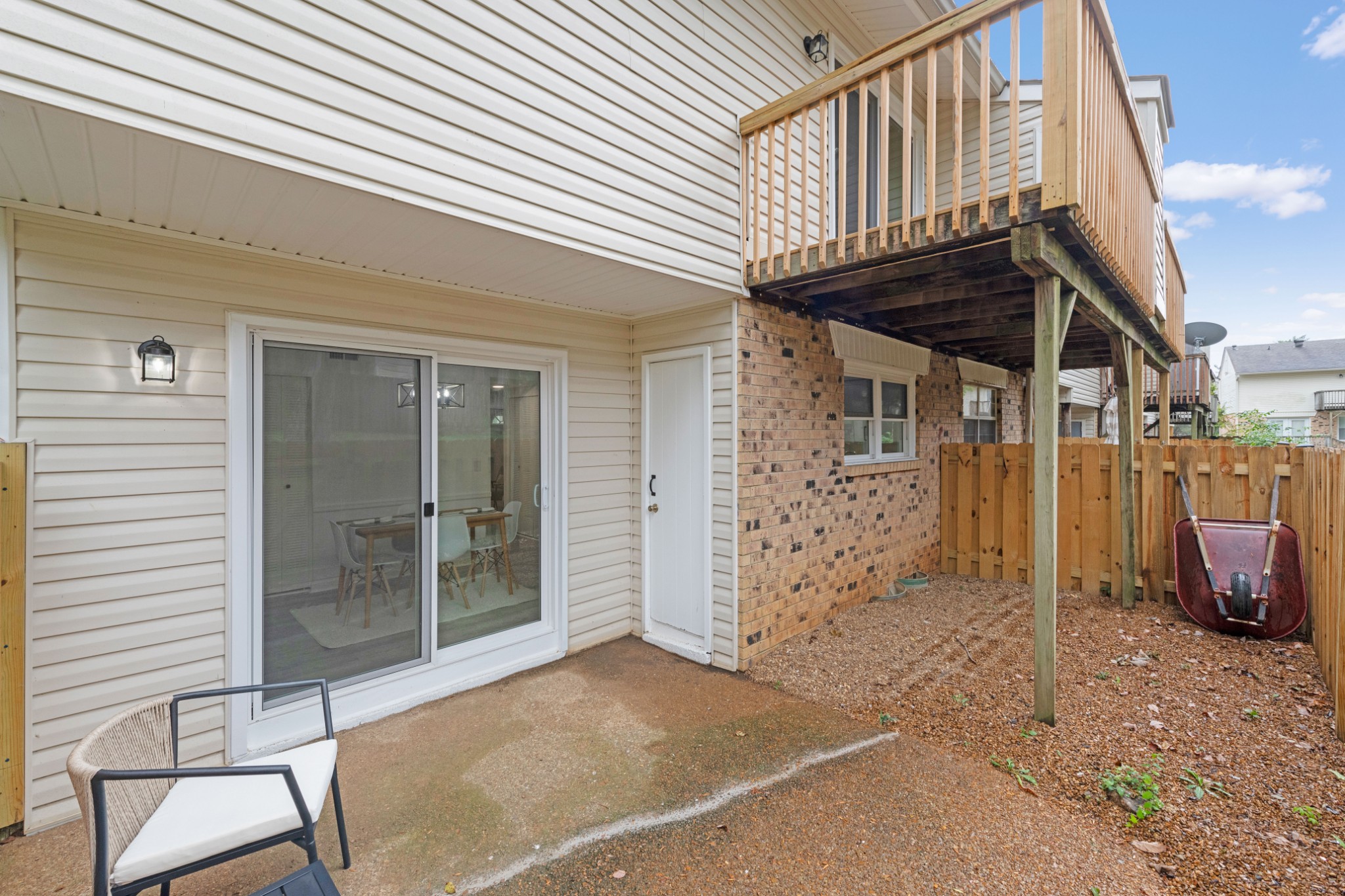 4000 Anderson Road, Unit 12 Nashville, TN 37217 - Photo 25 of 28 a view of a porch with furniture