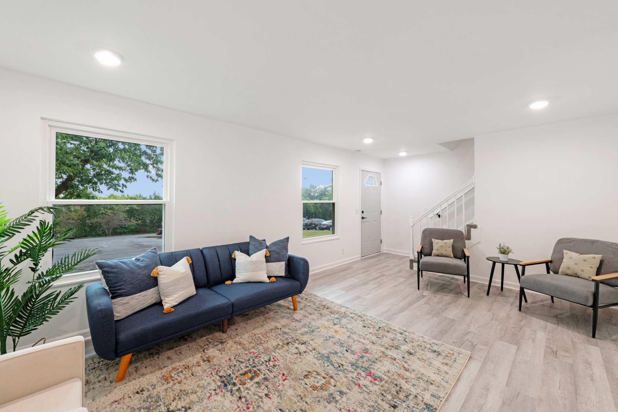 4000 Anderson Road, Unit 12 Nashville, TN 37217 - Photo 4 of 28 a living room with furniture and a couch