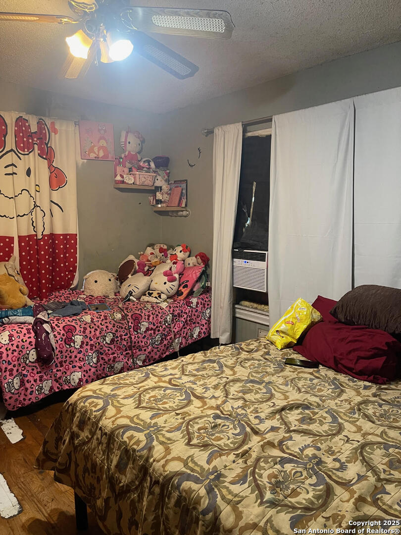 1934 West Ridgewood Court San Antonio, TX 78201 - Photo 12 of 21