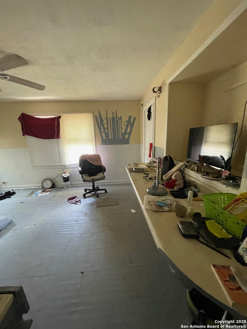 1934 West Ridgewood Court San Antonio, TX 78201 - Photo 20 of 21