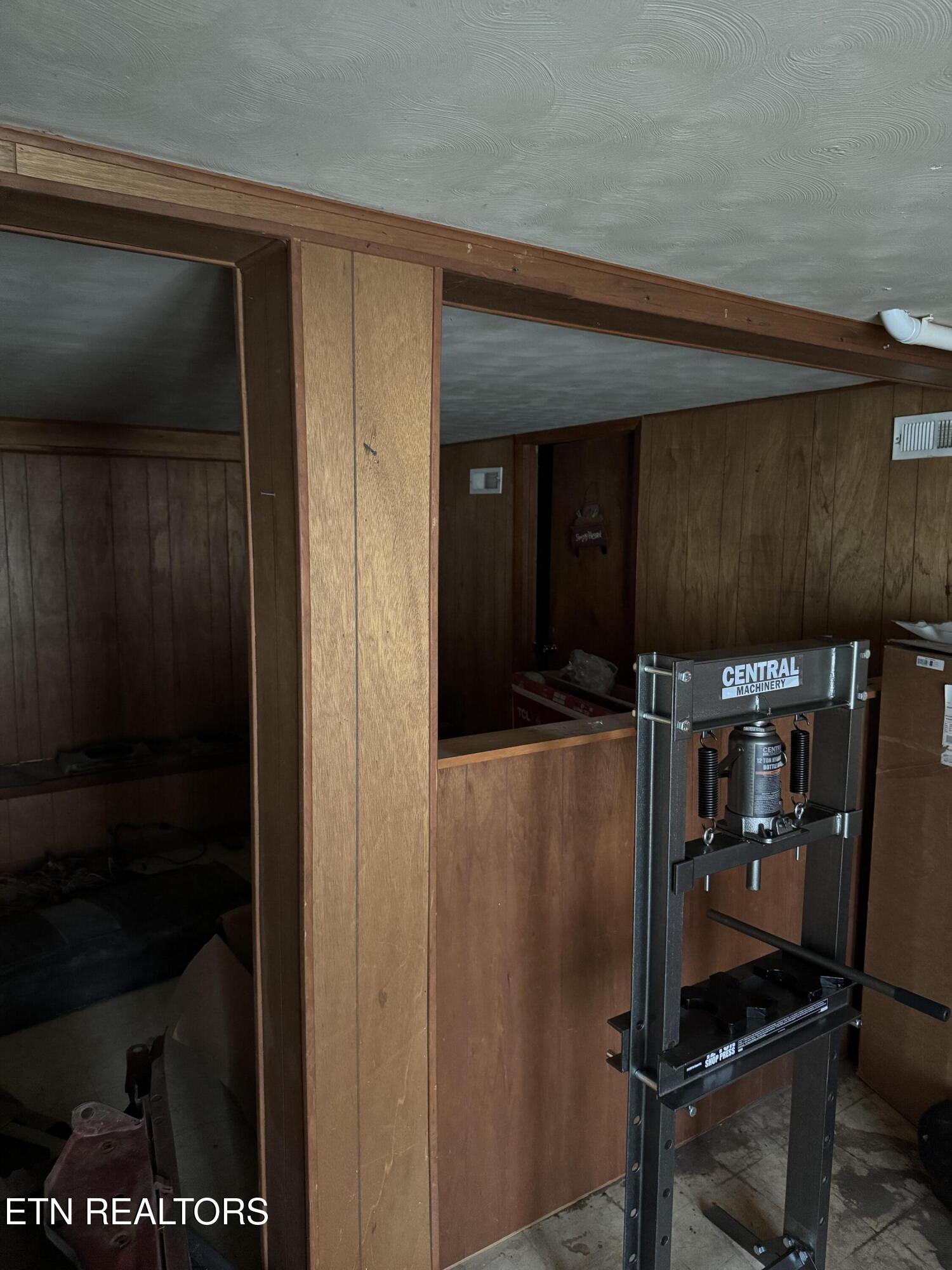 7215 North Ruggles Ferry Pike Knoxville, TN 37924 - Photo 26 of 32 IMG_8490