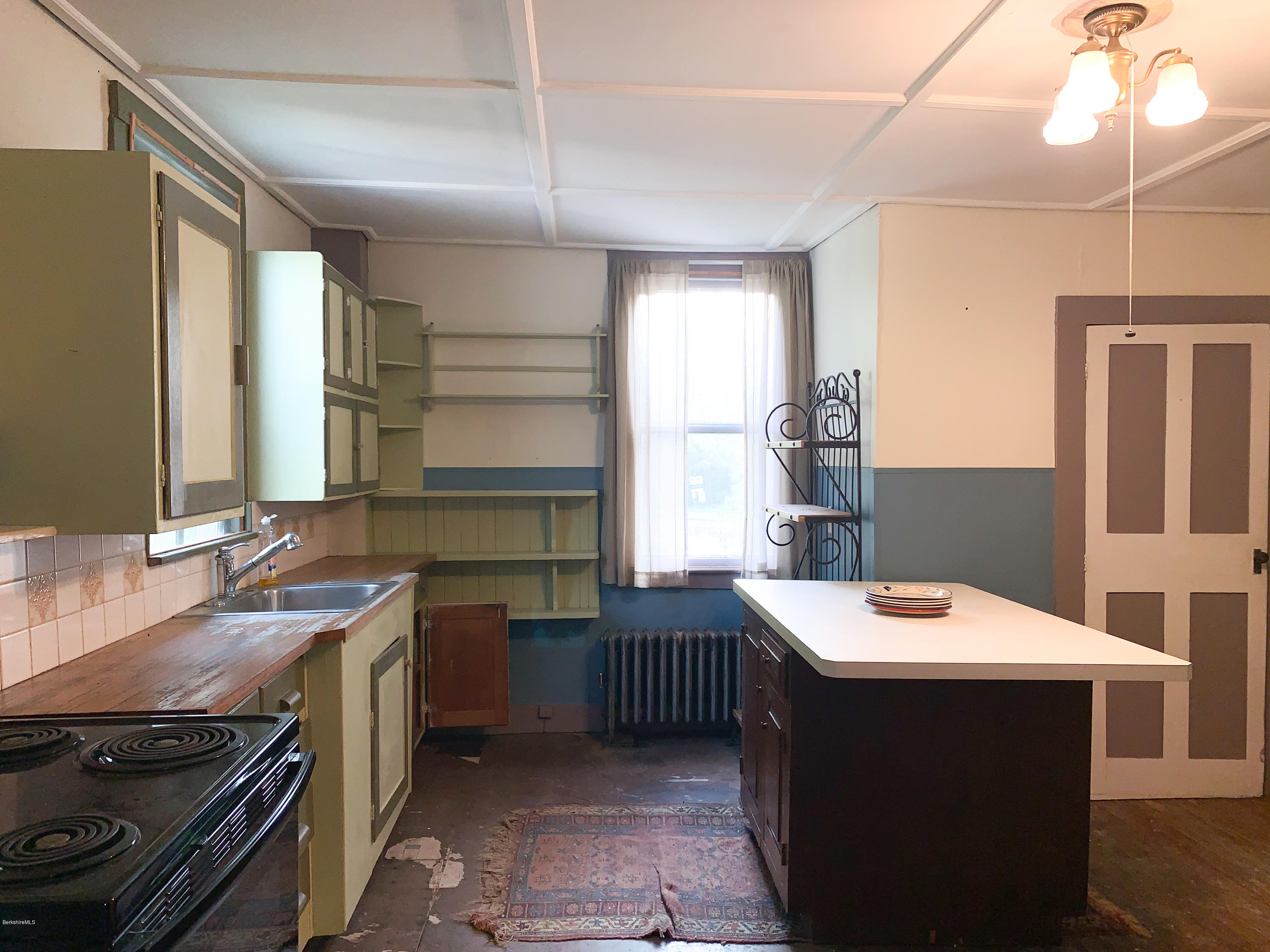 206 Old State Road Lanesborough, MA 01237 - Photo 10 of 56 Kitchen