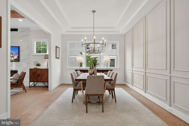 $2,299,900 | 505 Hillcrest Drive Southwest, Vienna, VA 22180