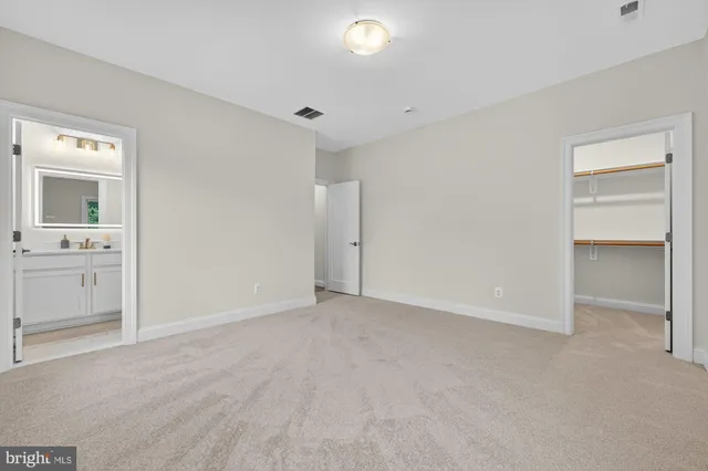 $2,299,900 | 505 Hillcrest Drive Southwest, Vienna, VA 22180