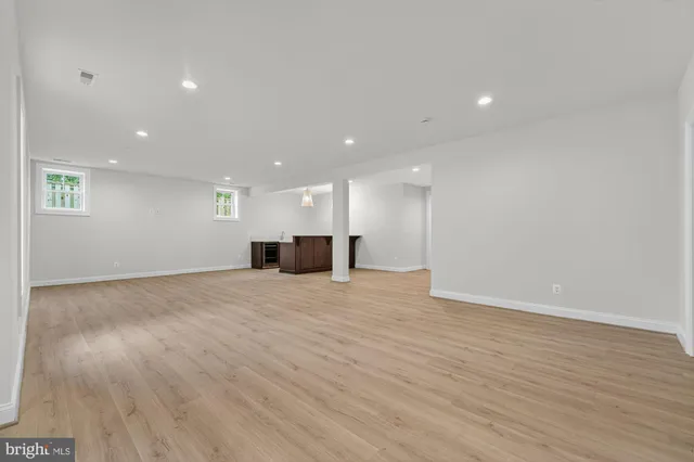 $2,299,900 | 505 Hillcrest Drive Southwest, Vienna, VA 22180