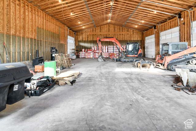 1952 Highway 118 Monroe, UT 84754 - Photo 60 of 88 View of garage