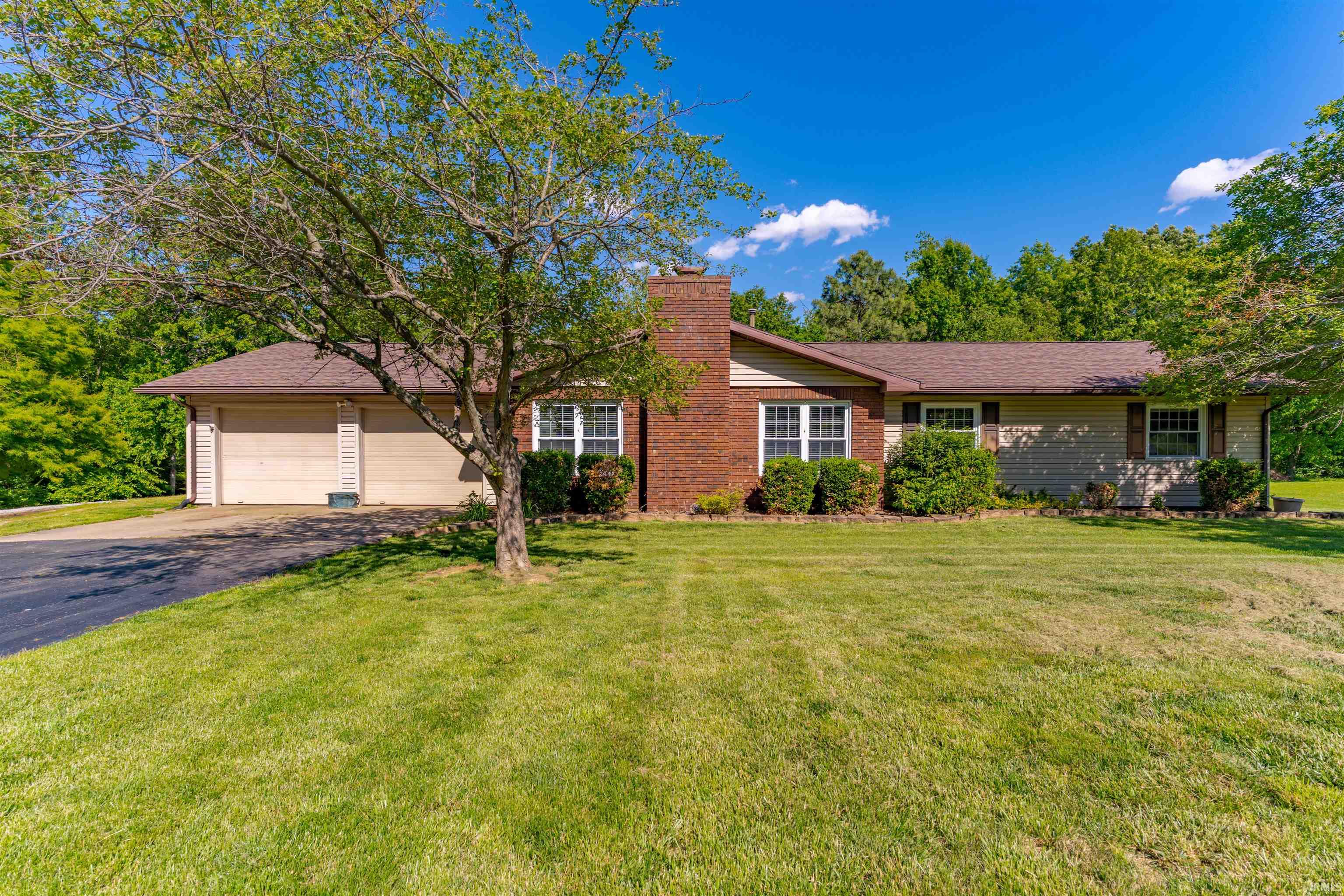 214 South 180 E County Road Princeton, IN 47670 - Photo 1 of 25