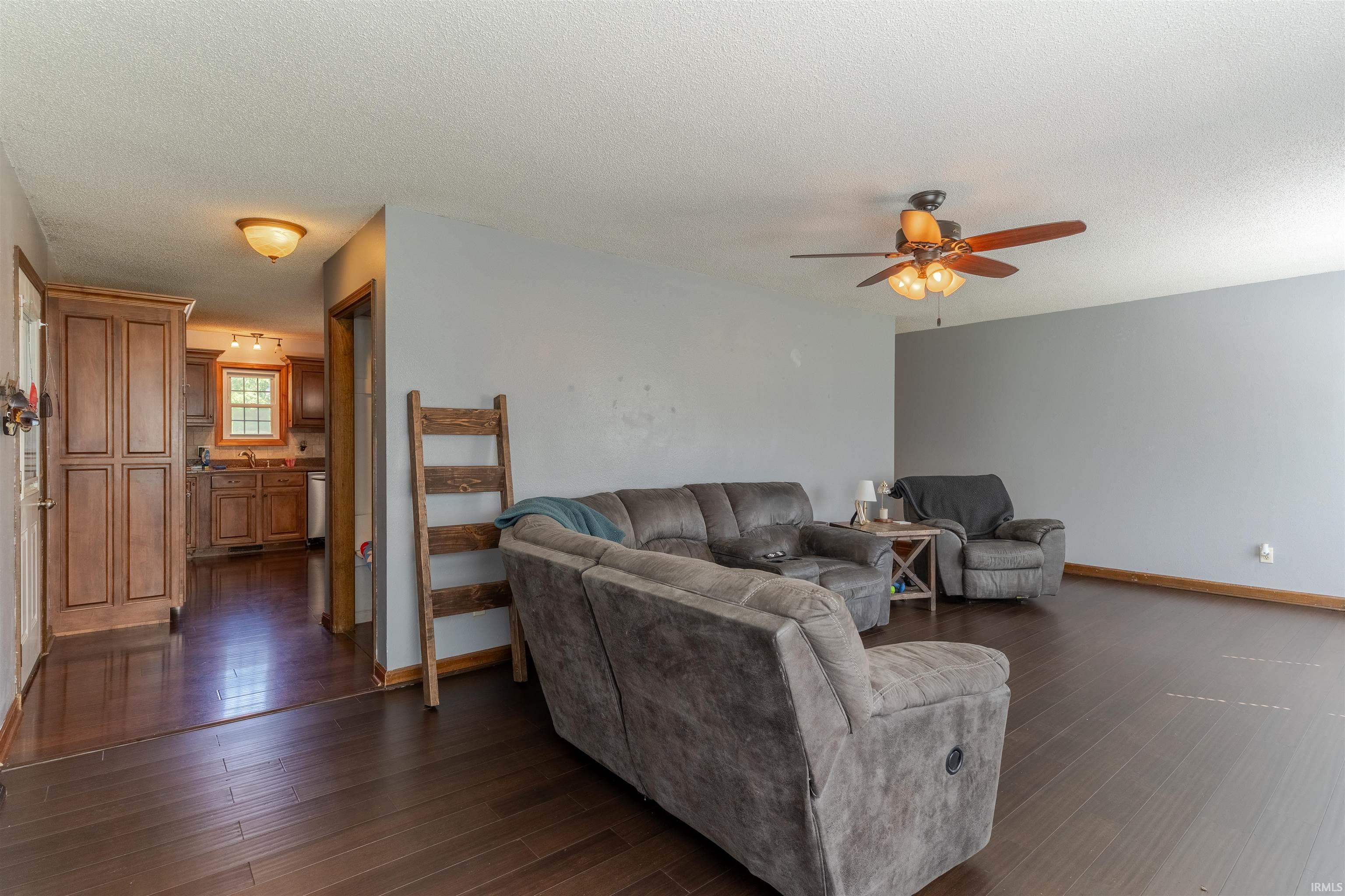 214 South 180 E County Road Princeton, IN 47670 - Photo 2 of 25