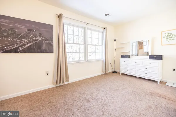 a view of livingroom with furniture