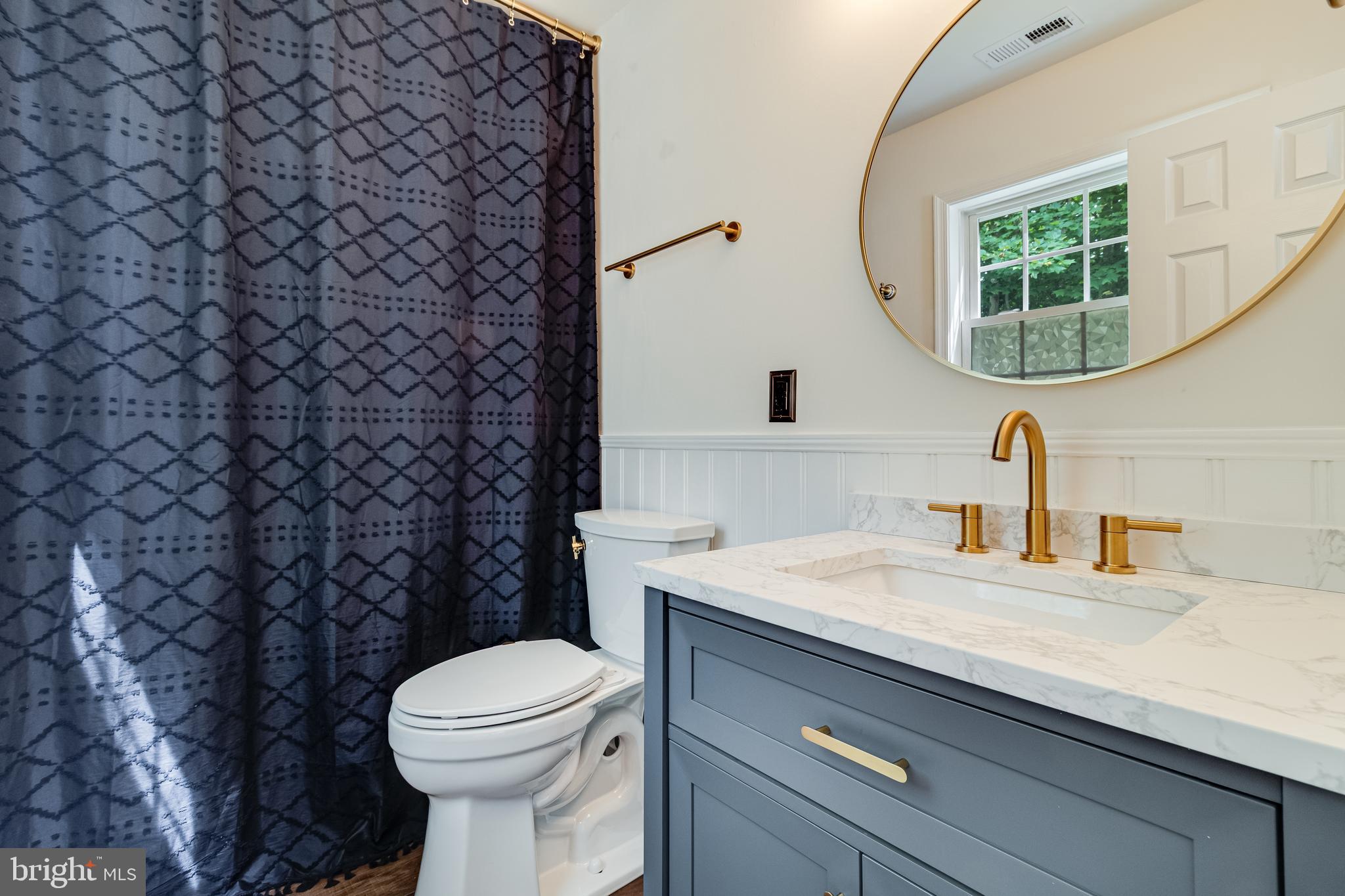 14479 Round Hill Road King George, VA 22485 - Photo 30 of 69 Primary Bathroom