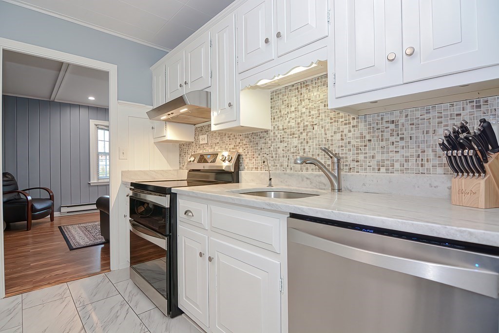 16 Shepherd Road Westborough, MA 01581 - Photo 5 of 21 Gallery Image 5
