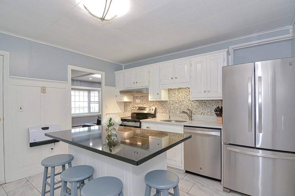 16 Shepherd Road Westborough, MA 01581 - Photo 6 of 21 Gallery Image 6