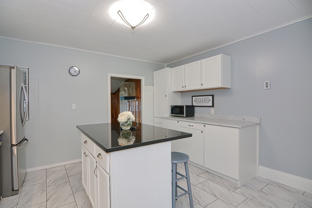 16 Shepherd Road Westborough, MA 01581 - Photo 8 of 21 Gallery Image 8