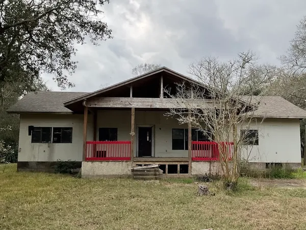 $79,359 | 108 Bounty Street, Palacios, TX 77465