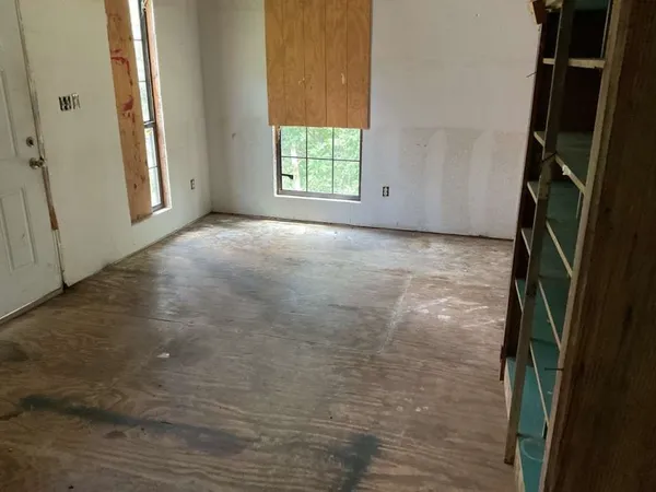 $79,359 | 108 Bounty Street, Palacios, TX 77465