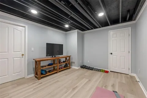 $425,000 | 309 North Mesquite Street, Olathe, KS 66061