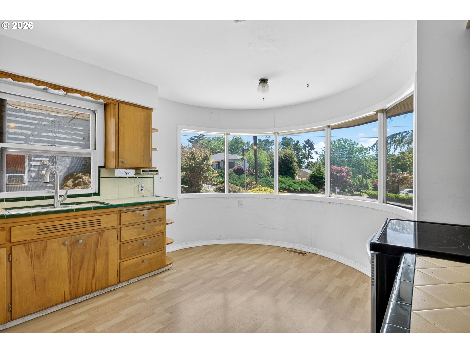 4655 Southwest Pendleton Street Portland, OR 97221 - Photo 11 of 48 Kitchen