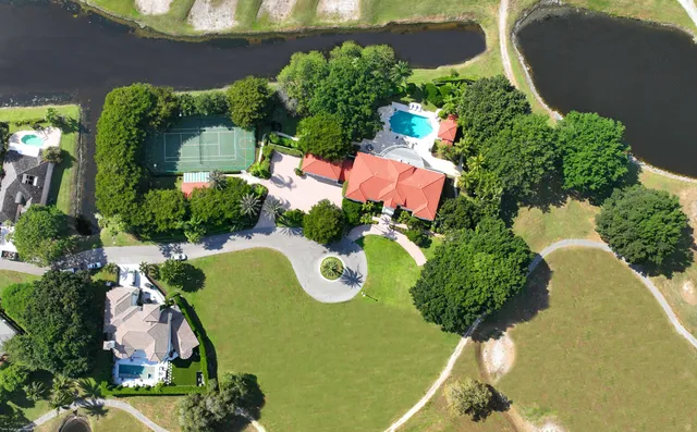 $13,500,000 | 2359 Muir Circle, Wellington, FL 33414