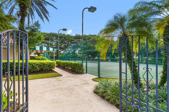 $13,500,000 | 2359 Muir Circle, Wellington, FL 33414