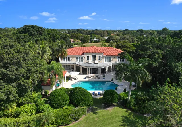 $13,500,000 | 2359 Muir Circle, Wellington, FL 33414