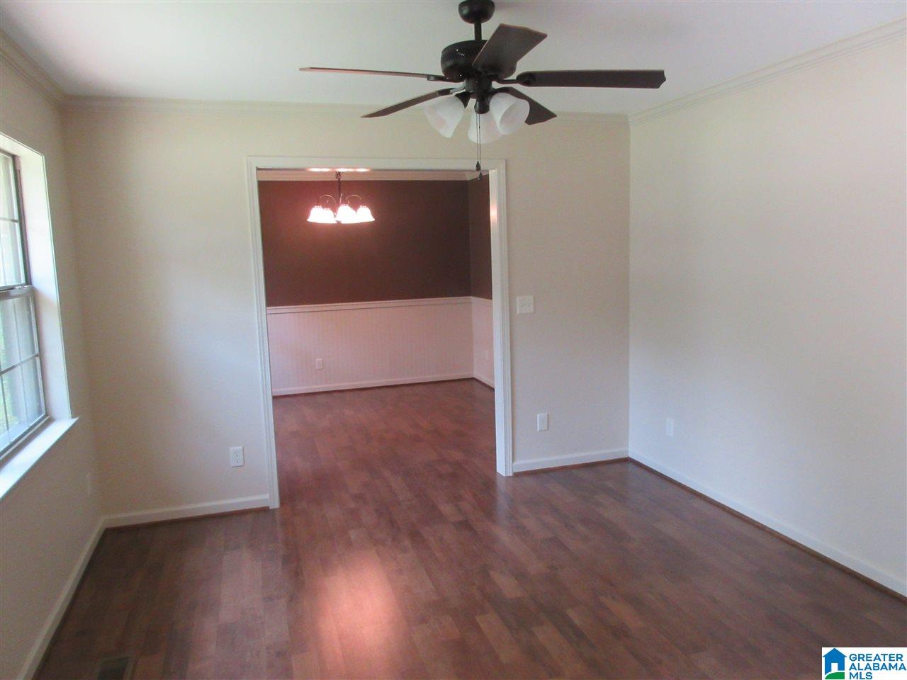 124 Hickory Street Alabaster, AL 35114 - Photo 6 of 27