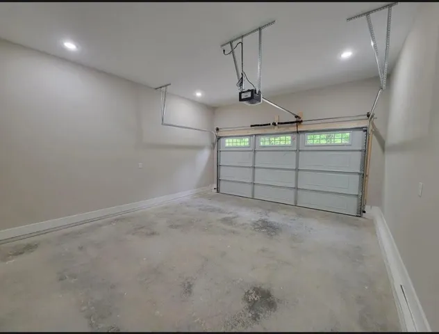 $2,000 | 8448 Old Cleveland Pike, Ooltewah, TN 37363