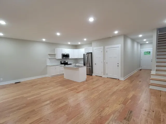 $2,000 | 8448 Old Cleveland Pike, Ooltewah, TN 37363