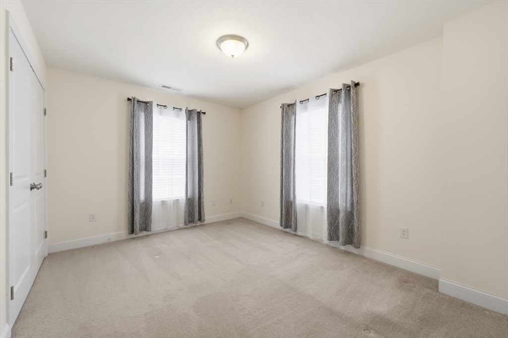 90 Compass Point, Unit 90 North Andover, MA 01845 - Photo 22 of 38 Gallery Image 22