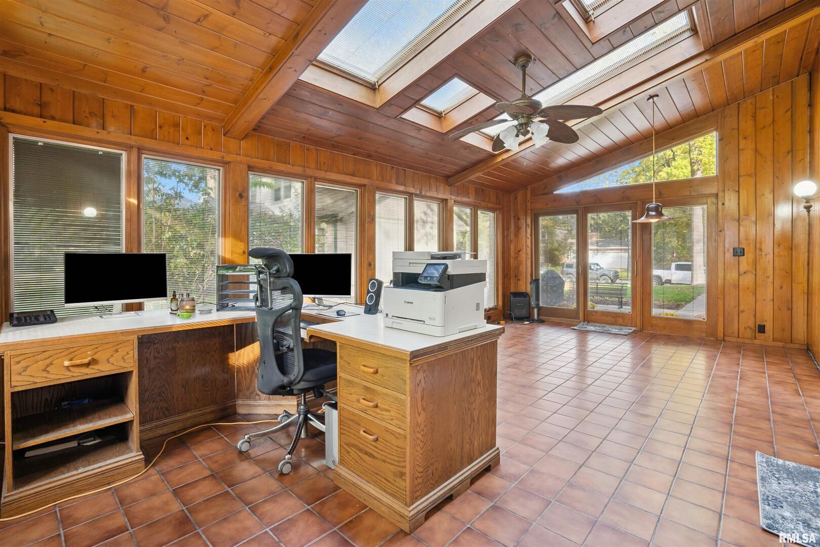 3800 14th Street Rock Island, IL 61201 - Photo 16 of 43