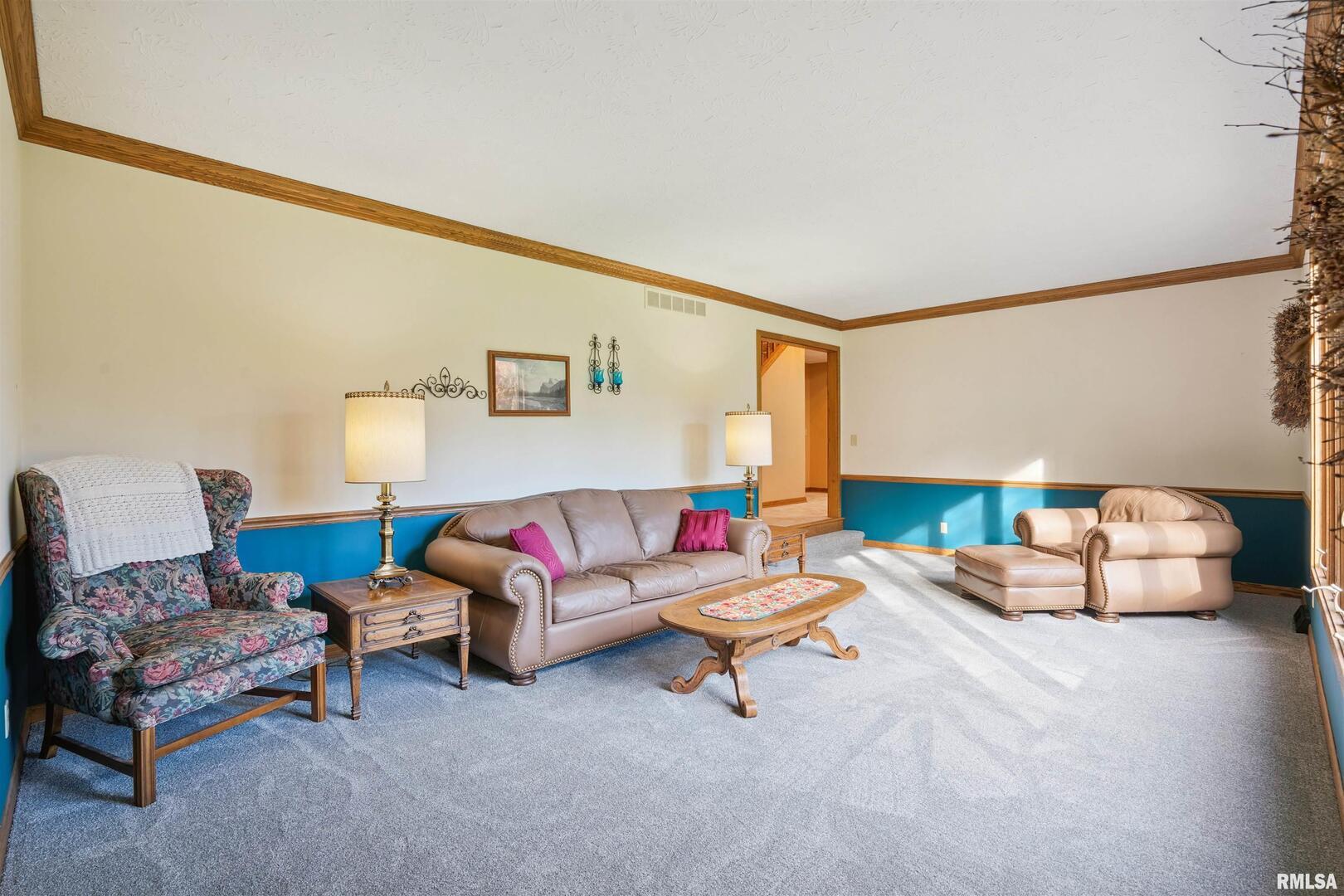 3800 14th Street Rock Island, IL 61201 - Photo 6 of 43