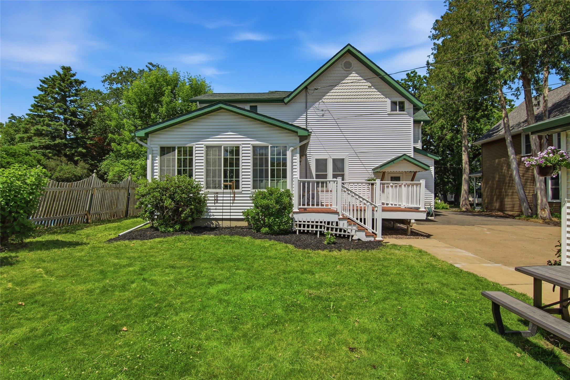 28 West Stout Street Rice Lake, WI 54868 - Photo 32 of 43