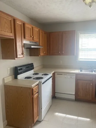 $2,100 | 2220 South Rutherford Boulevard, Murfreesboro, TN 37127