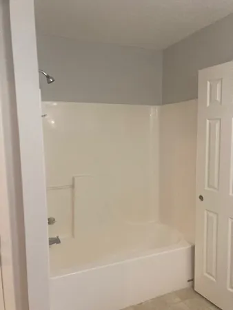 $2,100 | 2220 South Rutherford Boulevard, Murfreesboro, TN 37127