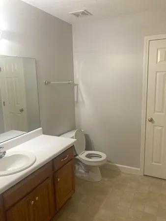 $2,100 | 2220 South Rutherford Boulevard, Murfreesboro, TN 37127