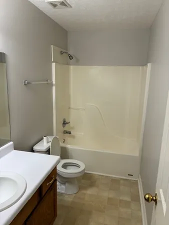 $2,100 | 2220 South Rutherford Boulevard, Murfreesboro, TN 37127