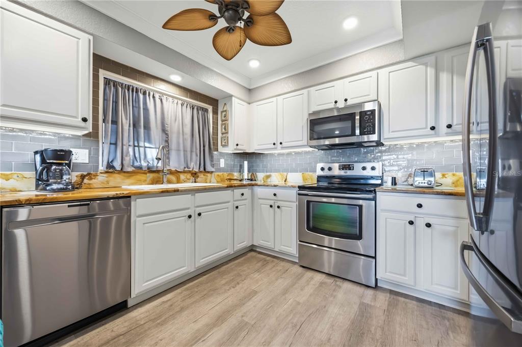 23465 Harbor View Road, Unit 231 Punta Gorda, FL 33980 - Photo 20 of 60 Gallery Image 20