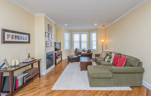 $4,750 | 915 Madison Street, Unit 6E, Hoboken, NJ 07030