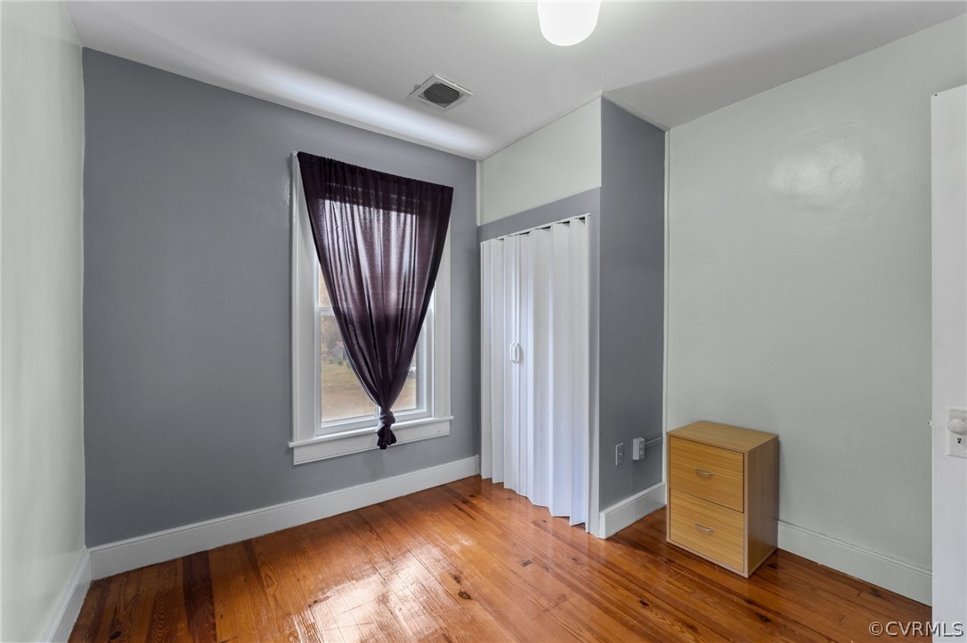 29404 Carson Road Carson, VA 23830 - Photo 35 of 40 wooden floor and window in a room