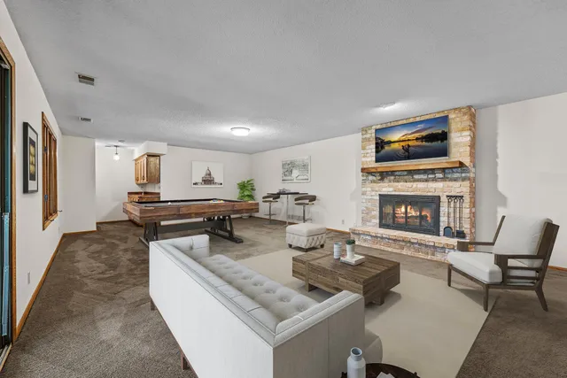 $600,000 | 1267 Nursery Hill Lane, Arden Hills, MN 55126