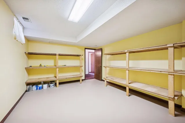 $600,000 | 1267 Nursery Hill Lane, Arden Hills, MN 55126