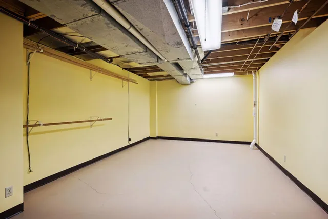 $600,000 | 1267 Nursery Hill Lane, Arden Hills, MN 55126