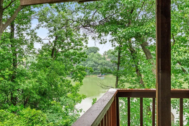 $600,000 | 1267 Nursery Hill Lane, Arden Hills, MN 55126