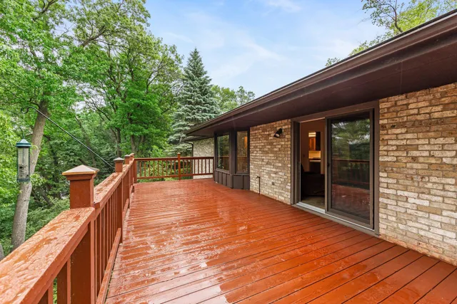 $600,000 | 1267 Nursery Hill Lane, Arden Hills, MN 55126