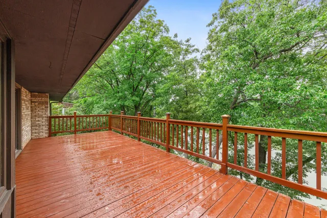 $600,000 | 1267 Nursery Hill Lane, Arden Hills, MN 55126