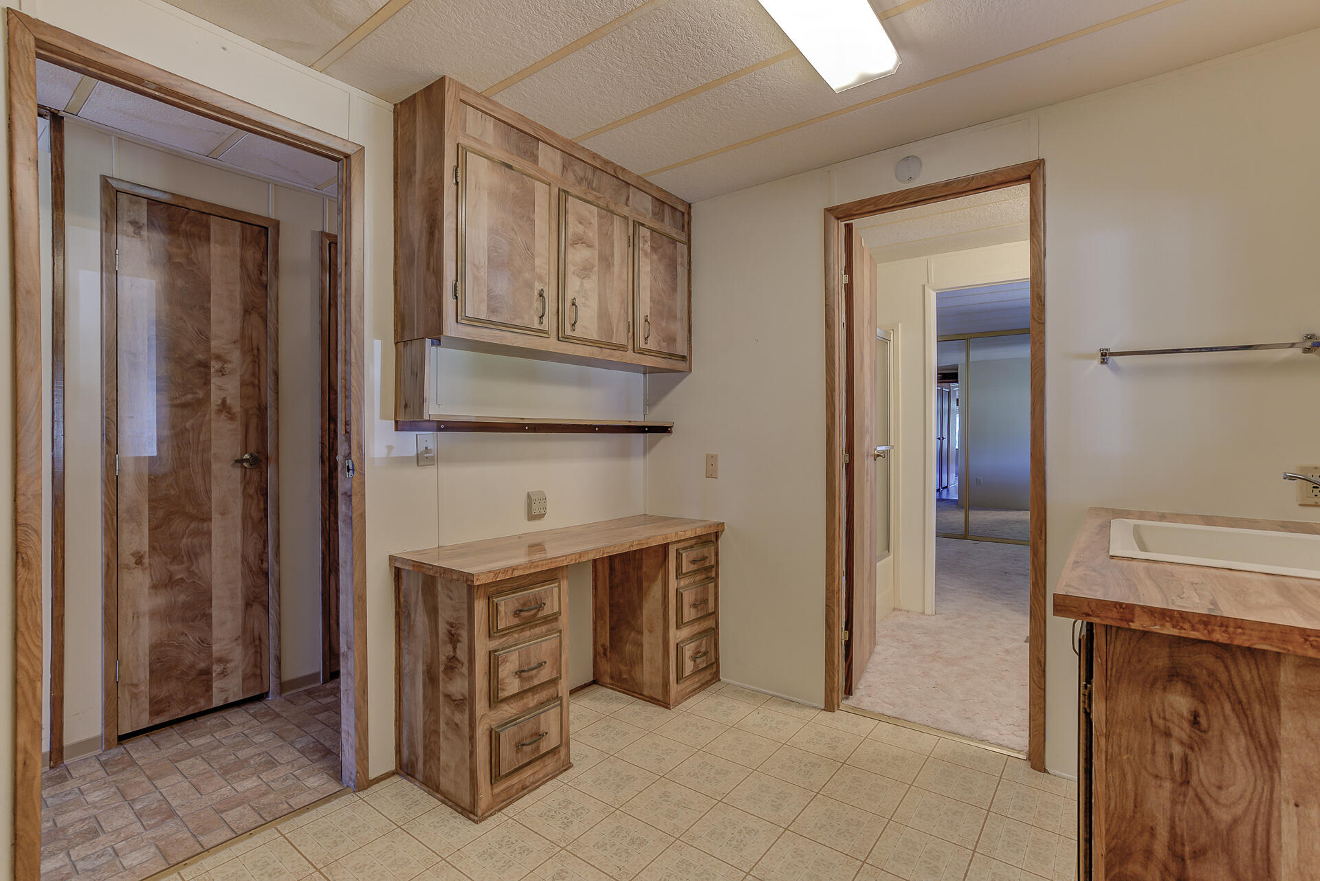 4470 Eagle Nest Road Redding, CA 96003 - Photo 4 of 32 MYS00350_1_2