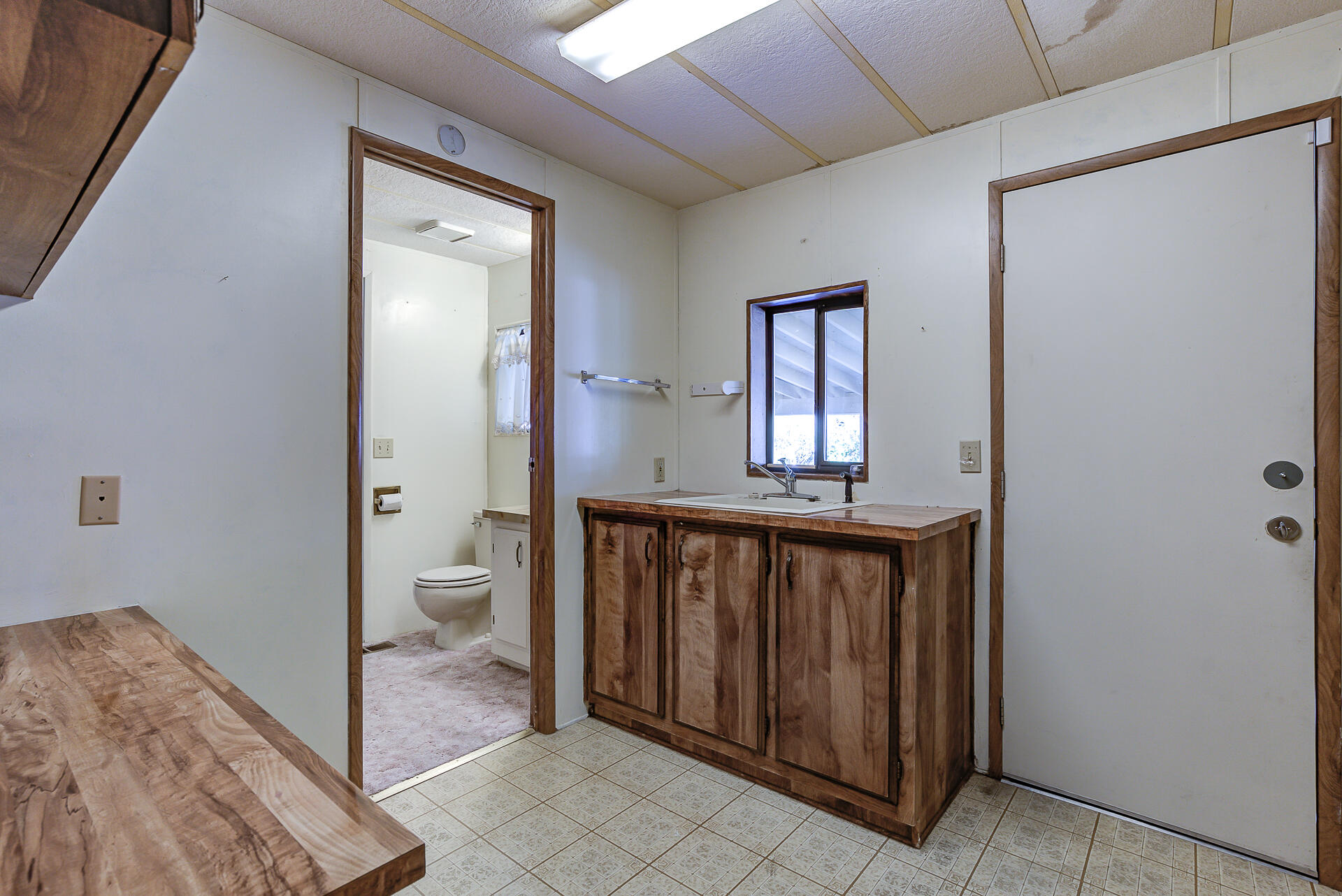 4470 Eagle Nest Road Redding, CA 96003 - Photo 5 of 32 MYS00353_4_5