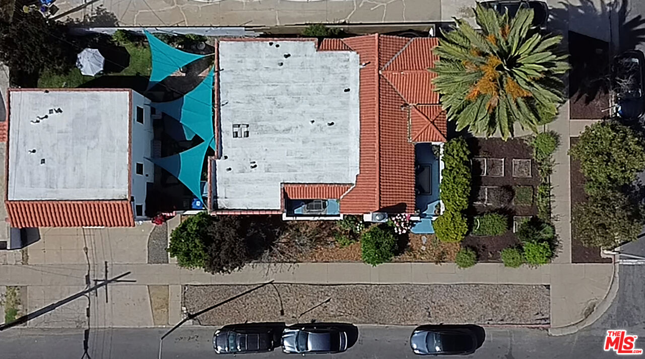 1569 South Orange Grove Avenue Los Angeles, CA 90019 - Photo 40 of 47