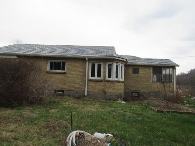 4022 Pittsburgh Road Belle Vernon, PA 15012 - Photo 3 of 21